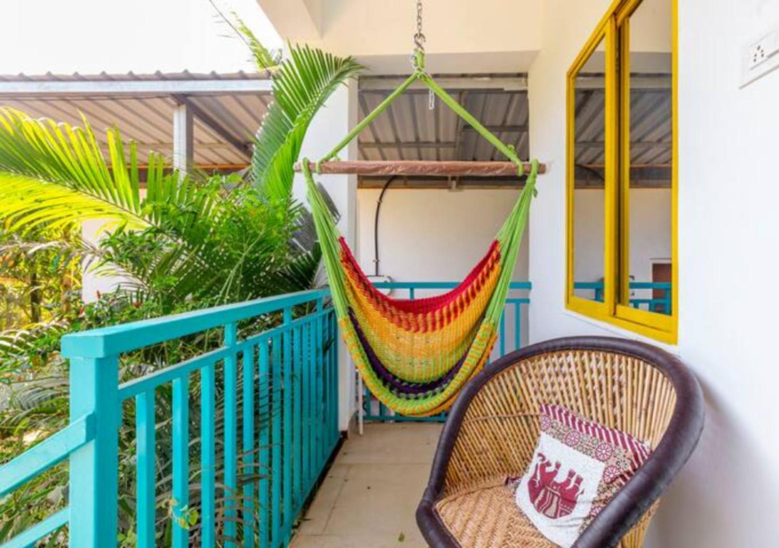 Hippie Paws Hotel มานเดรม ภายนอก รูปภาพ