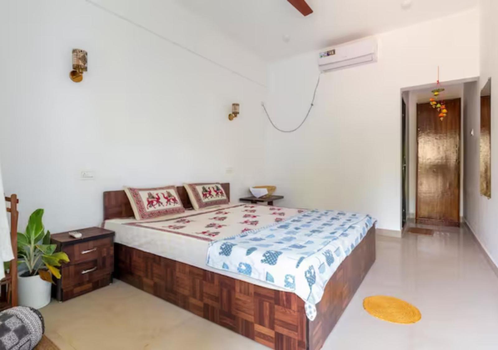 Hippie Paws Hotel มานเดรม ภายนอก รูปภาพ